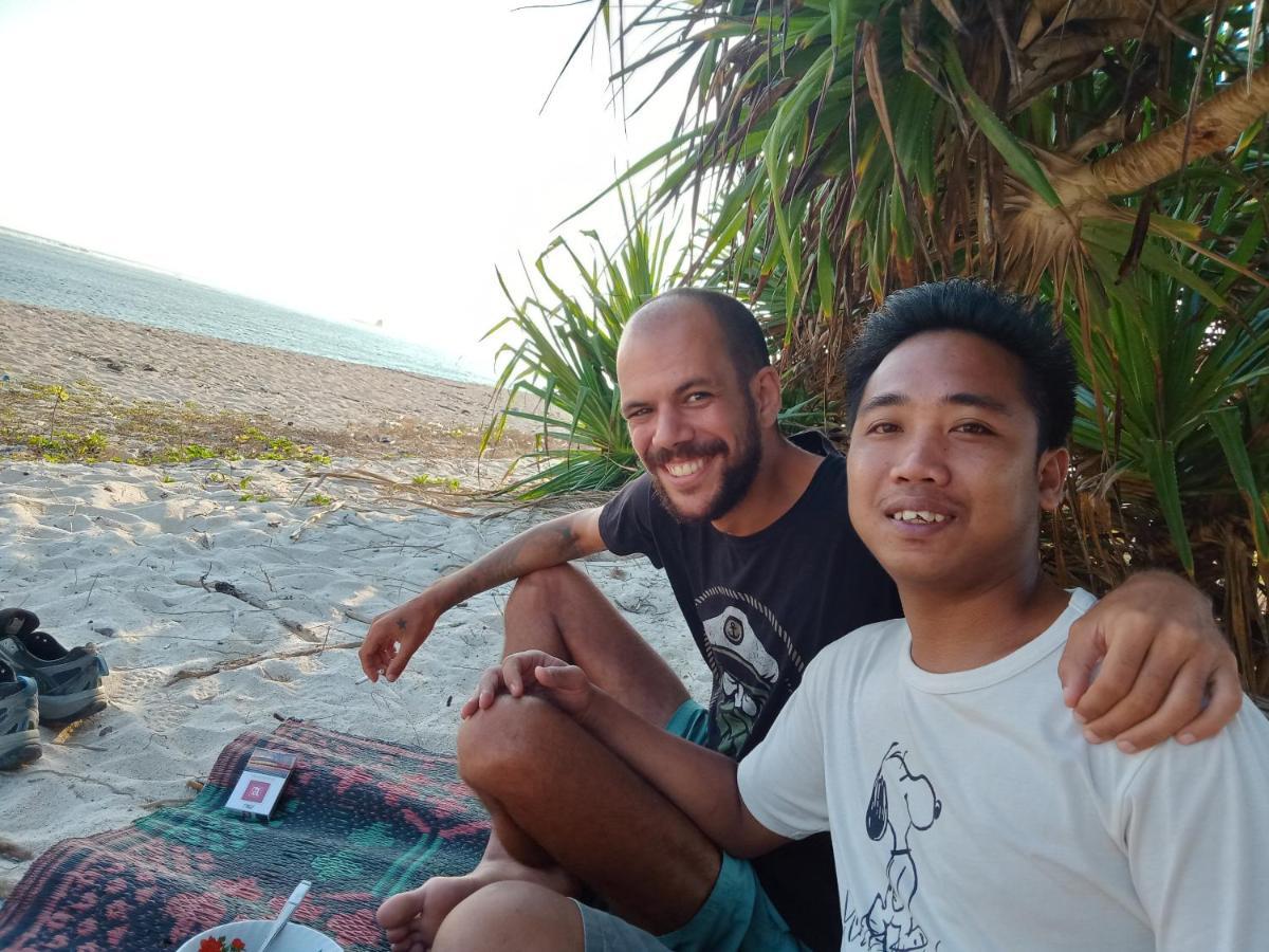 J A Homestay Kuta  エクステリア 写真